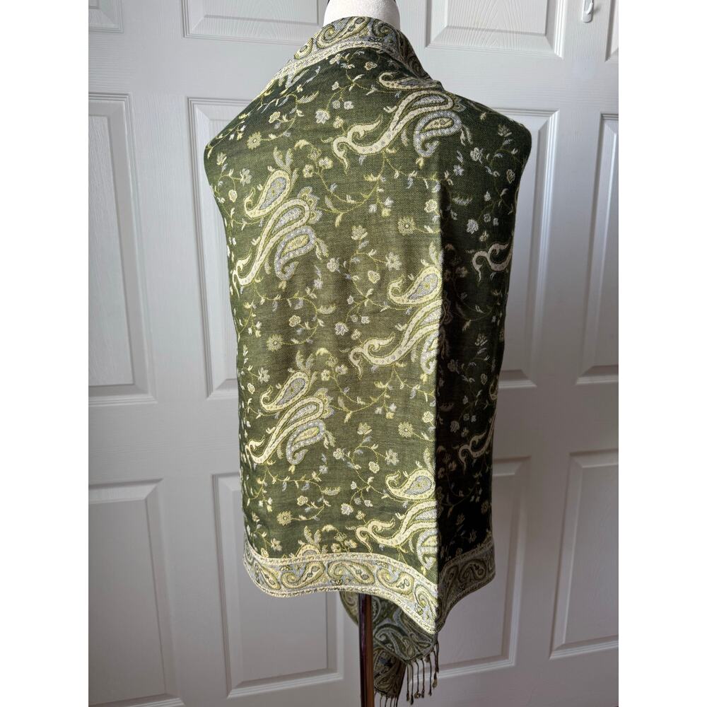 Green Paisley Fringe Shawl Wrap Scarf 68 x 26 Boho Cottagecore Fairy Whimsygoth - Picture 4 of 6